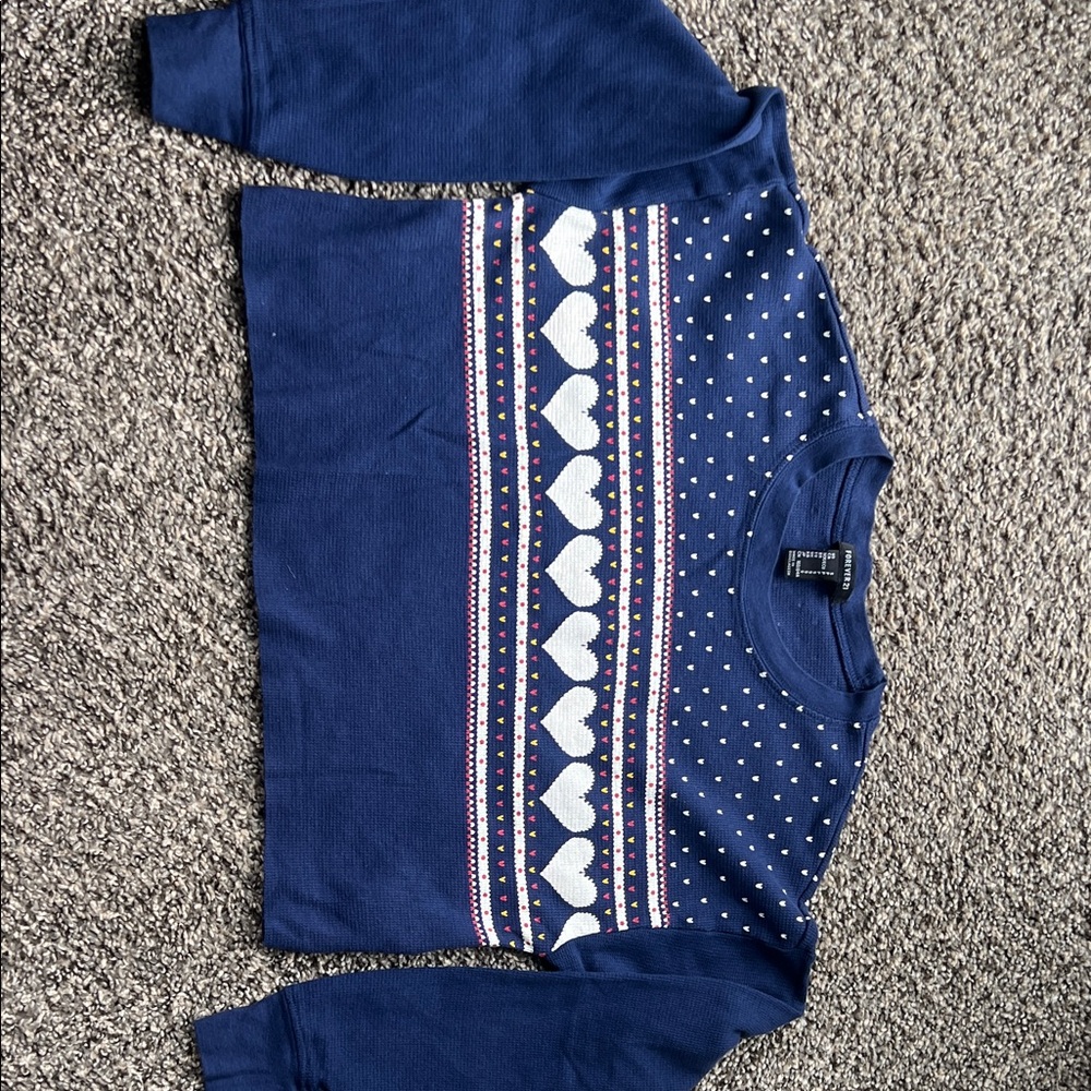 Forever 21 Navy Crewneck crop top with White Heart Fair Isle